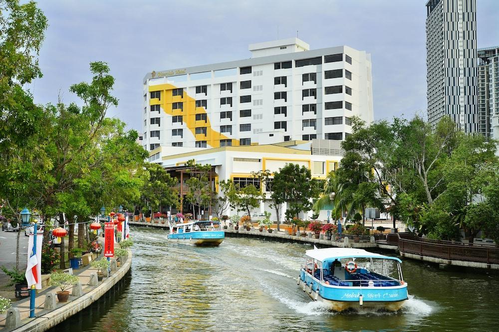 Wana Riverside Hotel Malacca Kültér fotó